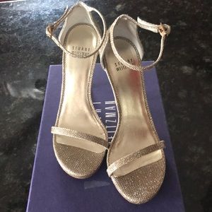 NWOT Stuart Weitzman nudist platinum noir SZ 6